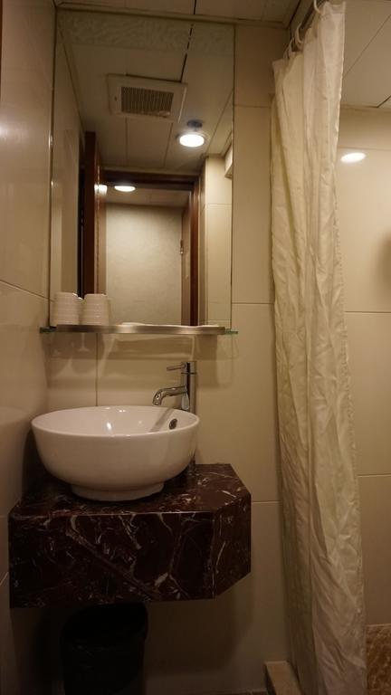 Oriental Lander Hotel Kowloon  Exterior foto