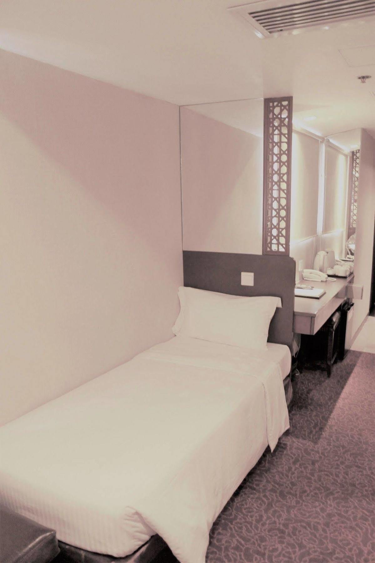 Oriental Lander Hotel Kowloon  Exterior foto